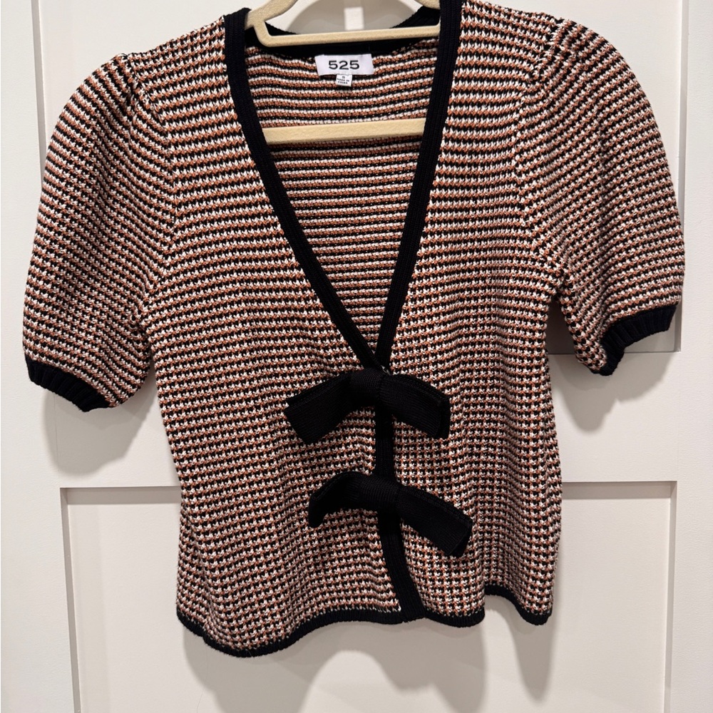525 America Women's Black and Cream Cardigan